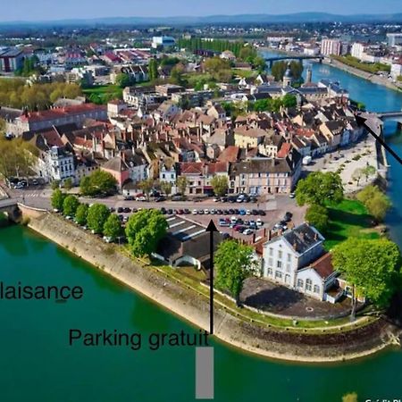 Appartement Avec Magnifique Vue Sur La Saone Et Son Balcon Chalon-sur-Saone Exterior photo