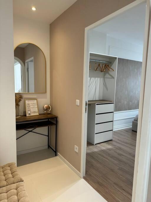 Appartement Avec Magnifique Vue Sur La Saone Et Son Balcon Chalon-sur-Saone Exterior photo