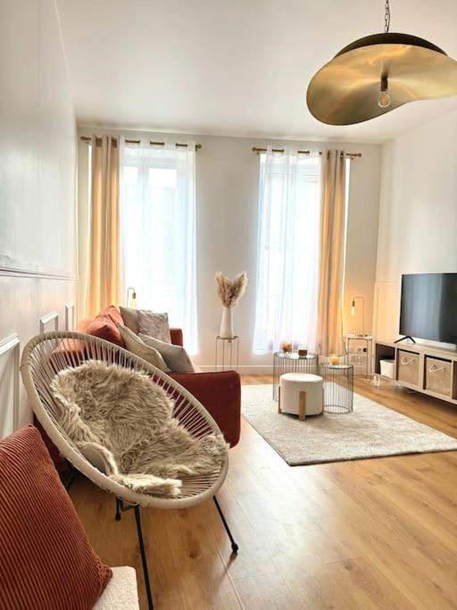 Appartement Avec Magnifique Vue Sur La Saone Et Son Balcon Chalon-sur-Saone Exterior photo
